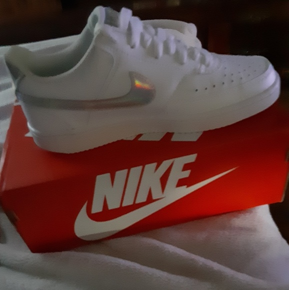 Meet your Posher, Peggy - Picture 1 of 1